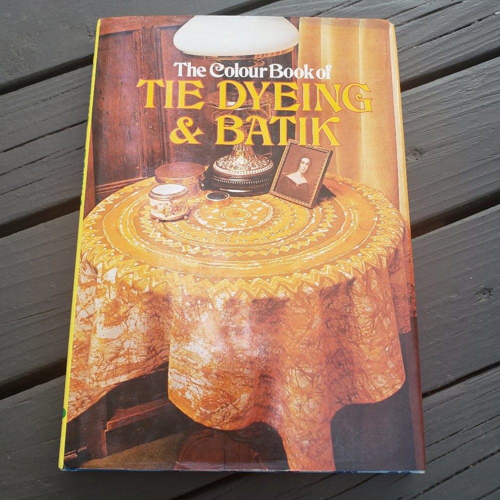 Vintage Book - Tie Dyeing & Batik